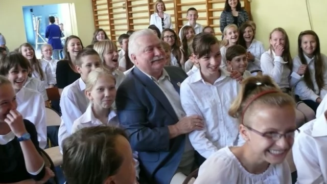 Tczew - Uczniowie przepytali Lecha Wałęsę. Sprawdź, co ich interesowało 