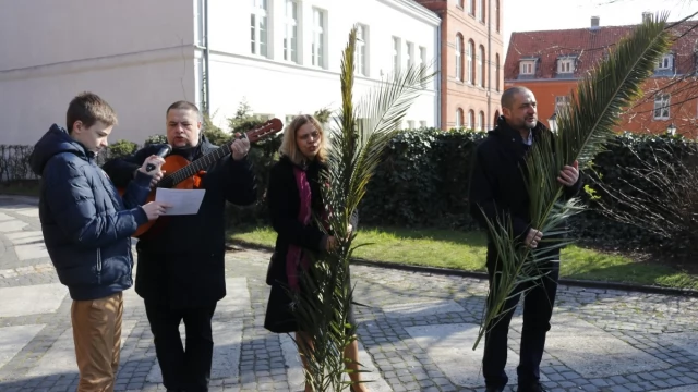 Tczew - Niedziela Palmowa w tczewskiej farze [FOTO]