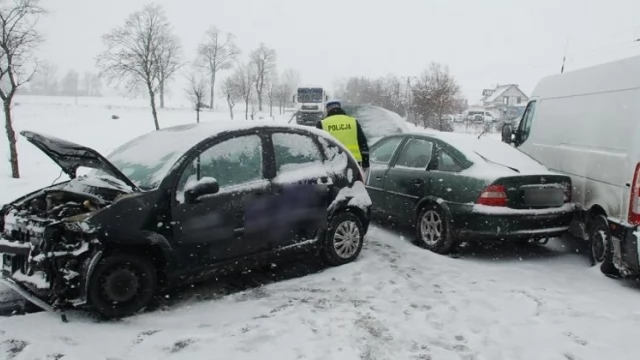 Tczew - Policjanci ustalili przyczyny wczorajszych wypadków