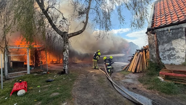 Tczew - 10 zastępów straży gasiło pożar w gminie Gniew