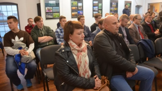 Tczew - Hojarska, Pomaska, Smoliński, Bauć... W Fabryce Sztuk gorący przedwyborczy nastrój