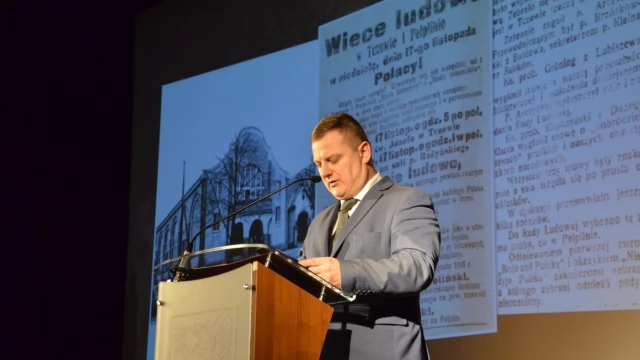 Tczew - Józef Bejgrowicz i kapitan Maciej Sodkiewicz z tytułem Tczewianin Roku 2022