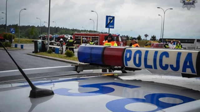 Tczew - A1. 15 osób rannych, uszkodzony dystrybutor z gazem. Na szczęście to ćwiczenia