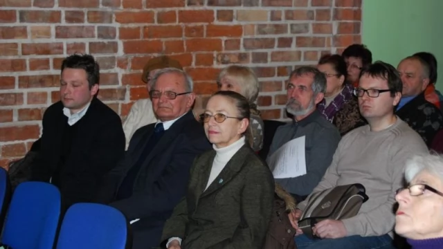 Tczew - Uczcili 94. rocznicę wkroczenia do Gniewu Błękitnej Armii