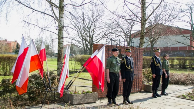 Tczew - Tczew pamiętał o ofiarach Katynia