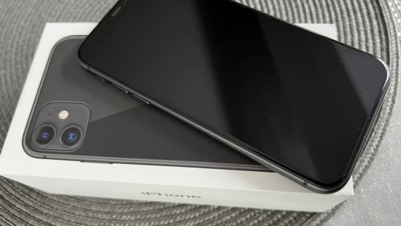 Tczew - Apple 11 64 GB