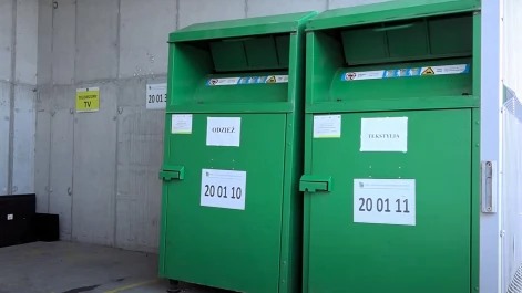Tczew - "Wożenie na Rokicką kilku sztuk ubrań jest uciążliwe". Potrzebna zmiana w systemie utylizacji tekstyliów?