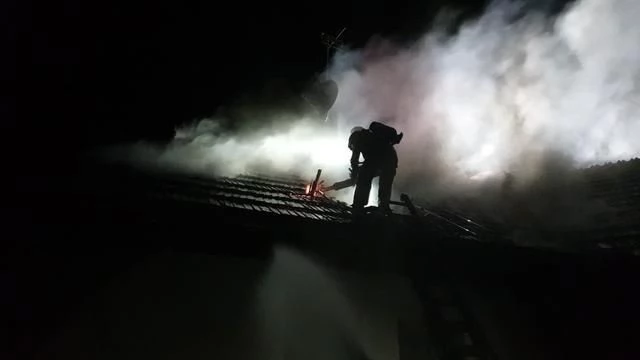 Tczew - Pożar w Bałdowie. Na miejscu 7 zastępów straży