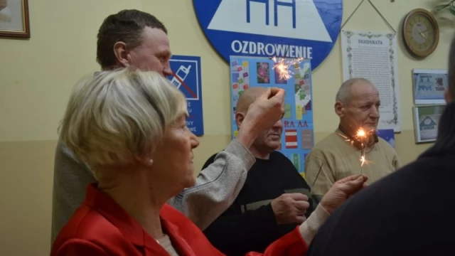 Tczew - Były życzenia, opłatek, kolędy - bezdomni spotkali się przy wigilijnym stole