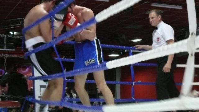 Tczew - Tczewskie boxing show - Patryk Litkiewicz zwycięski