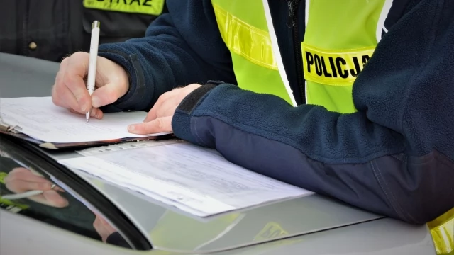 Tczew - Policjanci sprawdzali infrastrukturę w miejscu, gdzie zginęła 56-letnia piesza