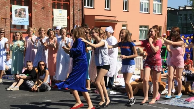 Tczew - Gniew. Pidżama party z rodziną w tle