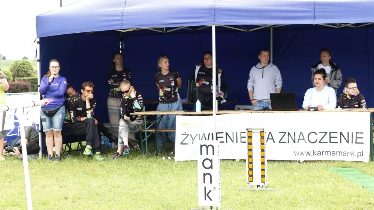 Tczew - Zawody Flyball, czyli wyścig psich sztafet