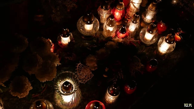 Tczew - Cmentarz nocą z dnia 1.11.2016 - godz. 23 [FOTO] [bez komentarza]
