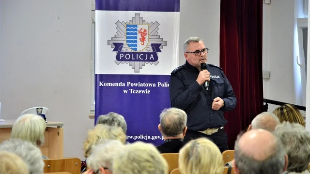 Tczew - Policjanci debatowali o bezpieczeństwie