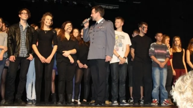 Tczew - Młodzież wspólnie z policjantami. Co wyszło z tej współpracy?