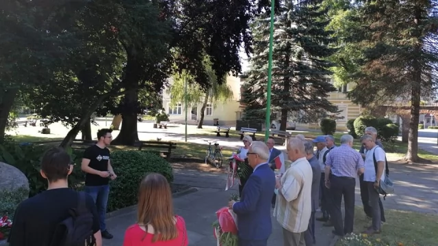 Tczew - Tczewianie oddali cześć Powstańcom Warszawskim w Parku Kopernika