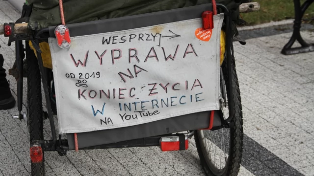 Tczew - Stracił nogę i... wsiadł na rower. Jedzie na koniec życia
