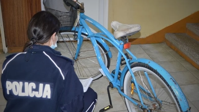 Tczew - Policjanci szukają właściciela skradzionego roweru