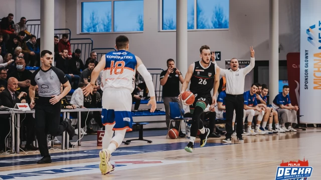 Tczew - DECKA przełamuje serię porażek z AZS AGH Kraków