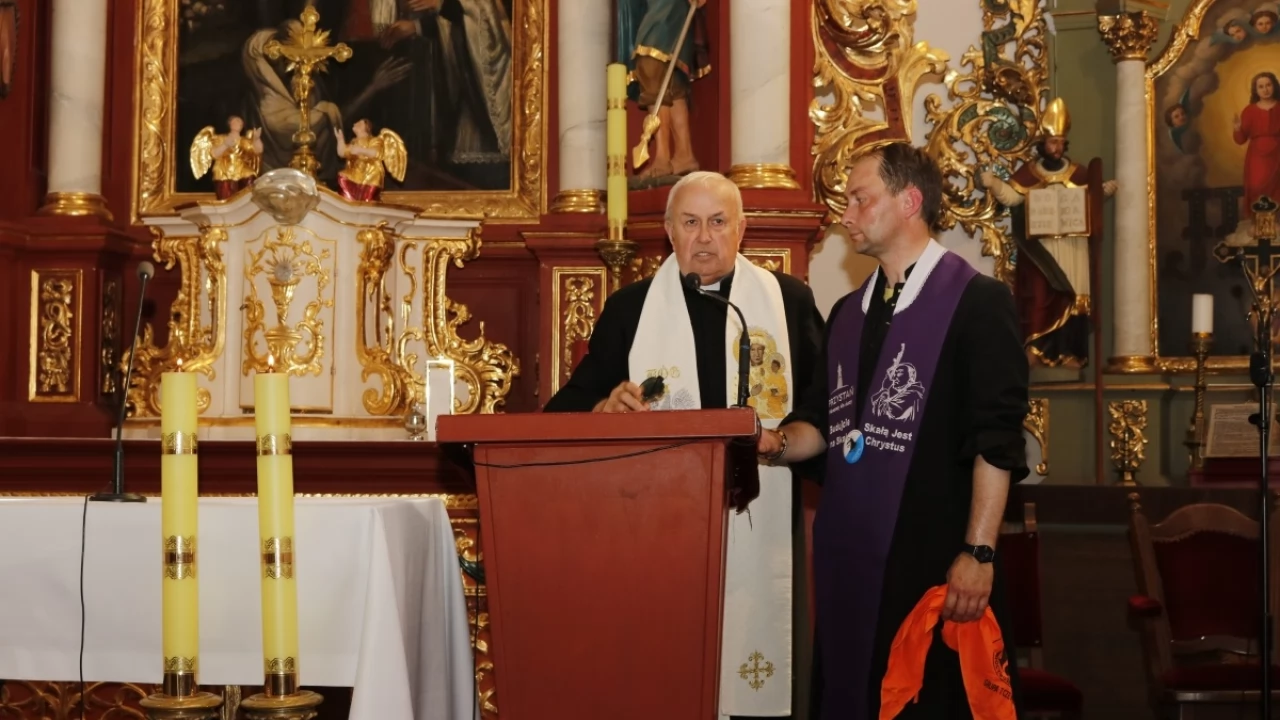 Tczew - Tczewska pielgrzymka wyruszyła na Jasną Górę