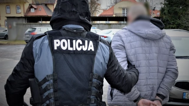 Tczew - Chciał ukraść blender i prostownicę, po czym pobił pracownicę sklepu