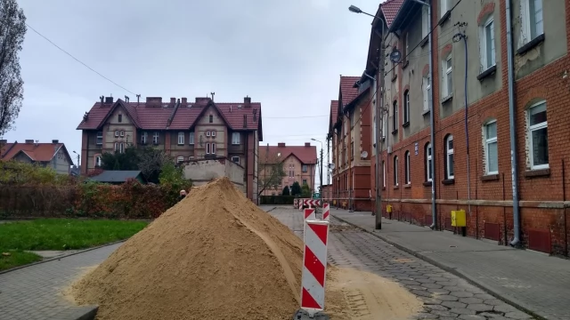 Tczew - Ruszyły prace rewitalizacyjne na Zatorzu