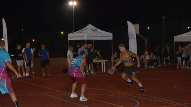 Tczew - Relacja z turnieju StreetBall Nocą