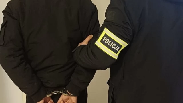 Tczew - Dwóch poszukiwanych zatrzymanych w Pelplinie. Trafili prosto do aresztu