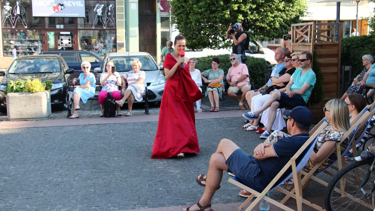 Tczew - "Operetka na WYNOS!" na placu Hallera