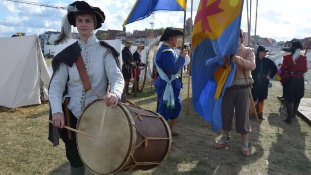 Tczew - Wehikuł czasu ruszył. Rekonstruktorzy przenieśli tczewian w XVII wiek