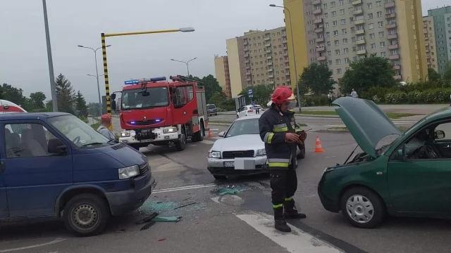 Tczew - Kociewska/Żwirki. Wypadek z udziałem trzech samochodów