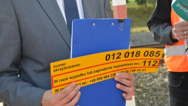 Tczew - "Bezpieczny piątek" w Tczewie. Kolejarze i SOK na przejazdach