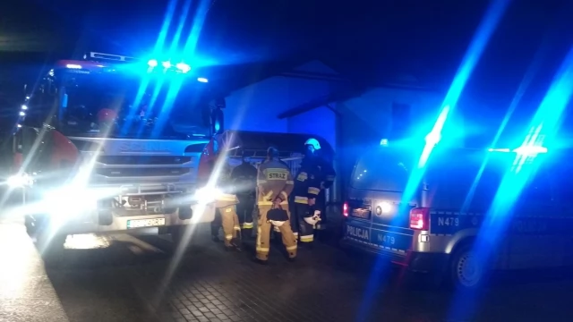 Tczew - Pożar w Rokitkach. Na miejscu 4 zastępy straży