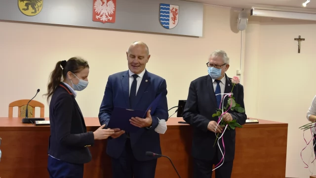 Tczew - Starosta wyróżnił nauczycieli