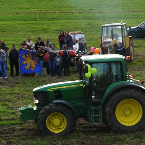Tczew - Piknik Opaleński - wyścigi traktorów