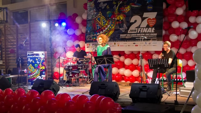 Tczew - 27 Finał WOŚP w Szkole Podstawowej w Dąbrówce. Się działo!