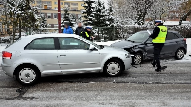 Tczew - Podczas omijania stracił panowanie nad pojazdem