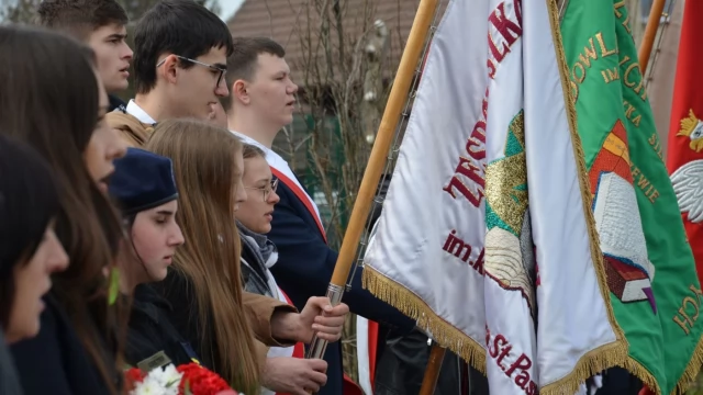 Tczew - Pamiętali o ofiarach Katynia. Ofiarami sowieckiej zbrodni byli także tczewianie