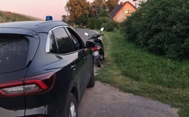 Tczew - Bez kasku i z blisko 3 promilami alkoholu. Motorowerzysta zatrzymany przez policjantów z Pelplina