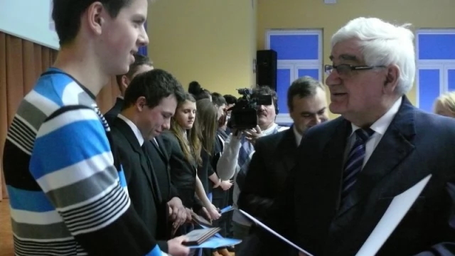 Tczew - Starosta nagrodził za wybitne działania na polu kultury i sportu