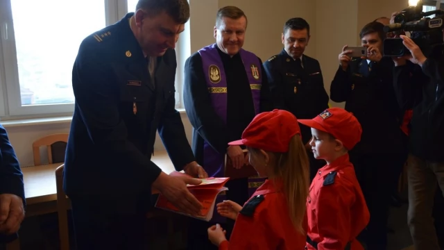 Tczew - Dym, płomienie, alarm! Dzieci w "Ogniku" uczą się, jak reagować