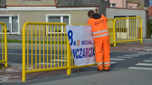 Tczew - Plakaty, banery, przyczepki... To już ostatnie godziny kampanii