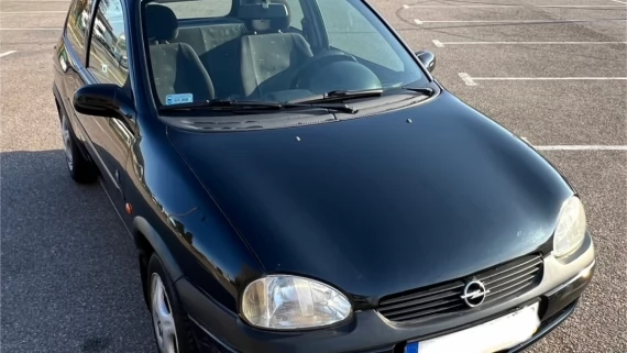 Tczew - Opel Corsa 1, 2 16V czarny
