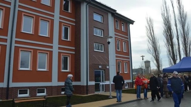Tczew - Nowy blok komunalny na Prostej. Lokatorzy odebrali klucze