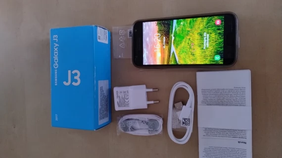 Tczew - Telefon SAMSUNG J3