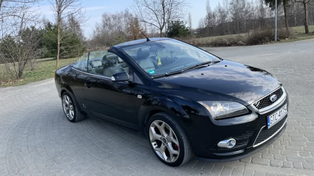 Tczew - Ford Focus 2.0 16V Titanium