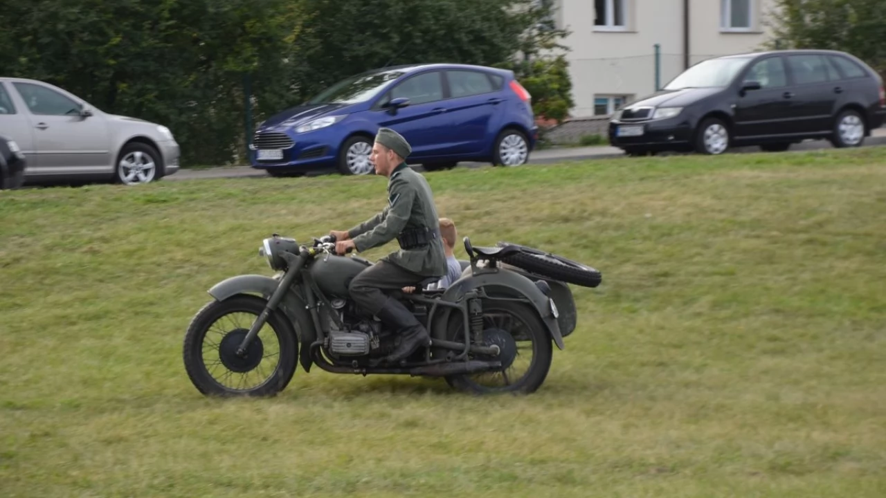 Tczew - Piknik historyczno - militarny na bulwarze