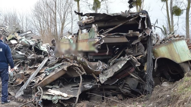Tczew - Trzech mężczyzn odpowie za kradzież złomu - mogą kilka lat posiedzieć w więzieniu