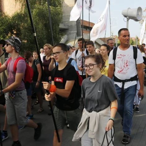 Tczew - Tczewska pielgrzymka wyruszyła na Jasną Górę